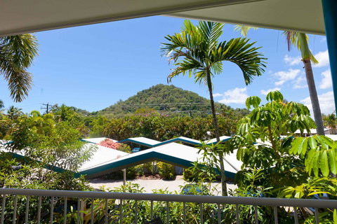 Trinity Beach Pacific - Kingaroy Accommodation 23