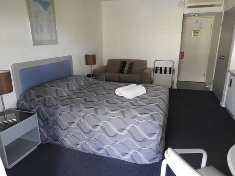 Dalby Manor Motor Inn - Kingaroy Accommodation 11
