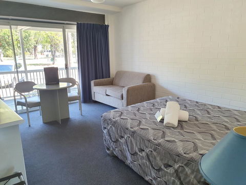 Dalby Manor Motor Inn - Kingaroy Accommodation 1