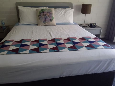 Dalby Manor Motor Inn - Kingaroy Accommodation 4