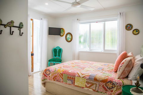 Jamaica Beach House - Kingaroy Accommodation 26
