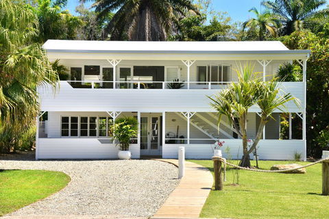 Jamaica Beach House - Kingaroy Accommodation 16