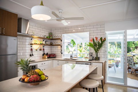 Jamaica Beach House - Kingaroy Accommodation 3