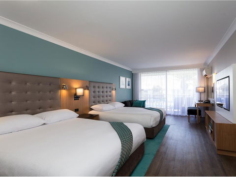 Sea World Resort - Kingaroy Accommodation 1