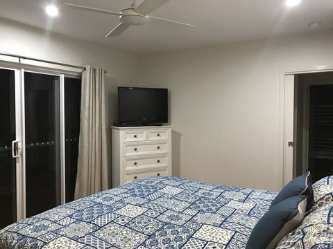 Whitsunday Luxury Homes - Kingaroy Accommodation 25