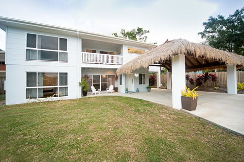 Whitsunday Luxury Homes - Kingaroy Accommodation 6