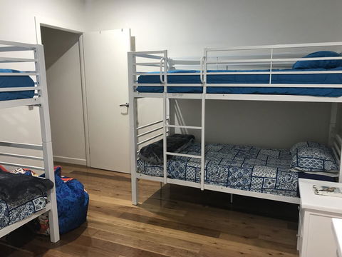 Whitsunday Luxury Homes - Kingaroy Accommodation 37