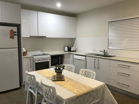 Whitsunday Luxury Homes - Kingaroy Accommodation 15