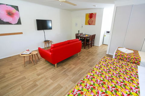 Port Douglas Motel - Kingaroy Accommodation 7