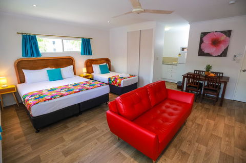 Port Douglas Motel - Kingaroy Accommodation 2