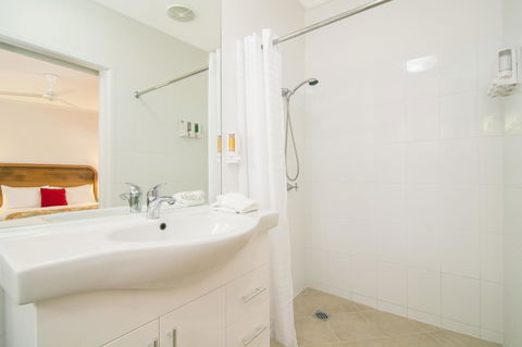 Port Douglas Motel - Kingaroy Accommodation 39