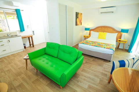 Port Douglas Motel - Kingaroy Accommodation 12