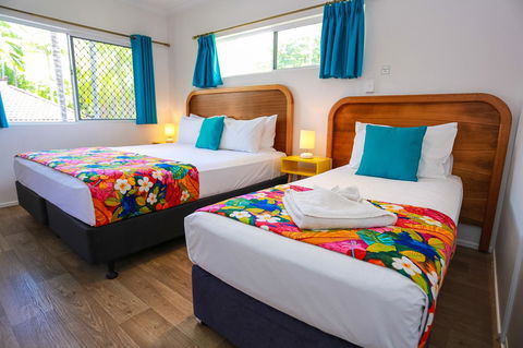 Port Douglas Motel - Kingaroy Accommodation 1