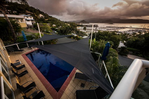 Sunlit Waters Studio Apartments - Kingaroy Accommodation 3