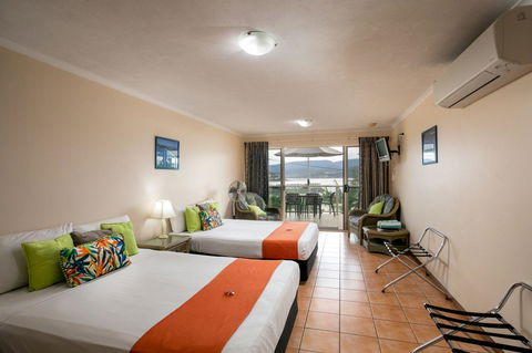 Sunlit Waters Studio Apartments - Kingaroy Accommodation 23