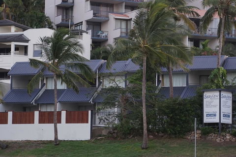 Airlie Seaview Apartments - Kingaroy Accommodation 2