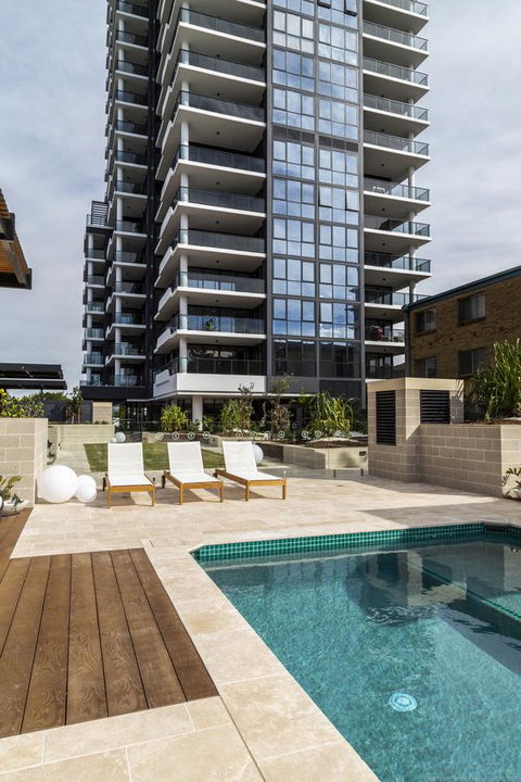 Boardwalk Burleigh Beach - Official - Kingaroy Accommodation 5