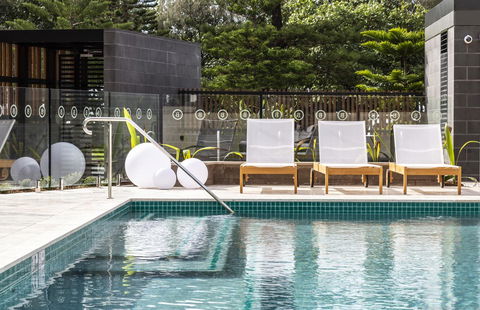 Boardwalk Burleigh Beach - Official - Kingaroy Accommodation 25