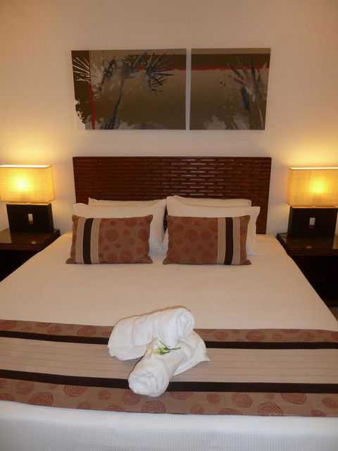 Penthouse 239 At See Temple Port Douglas - Kingaroy Accommodation 10