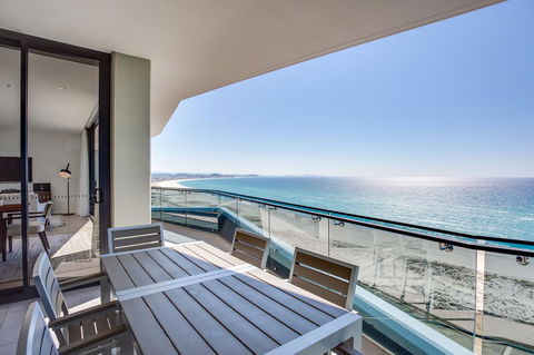 Iconic Kirra Beach Resort - Kingaroy Accommodation 21