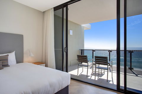 Iconic Kirra Beach Resort - Kingaroy Accommodation 35