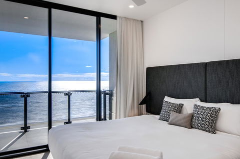 Iconic Kirra Beach Resort - Kingaroy Accommodation 39