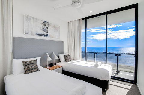 Iconic Kirra Beach Resort - Kingaroy Accommodation 38
