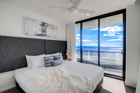 Iconic Kirra Beach Resort - Kingaroy Accommodation 22