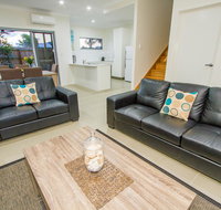 Agnes Sails - Kingaroy Accommodation