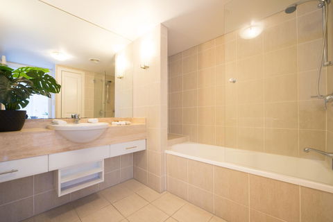 Pinnacles - Kingaroy Accommodation 4