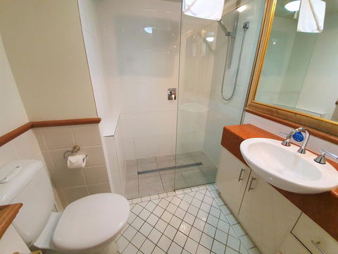 Broadbeach Holiday Apartments - Kingaroy Accommodation 26