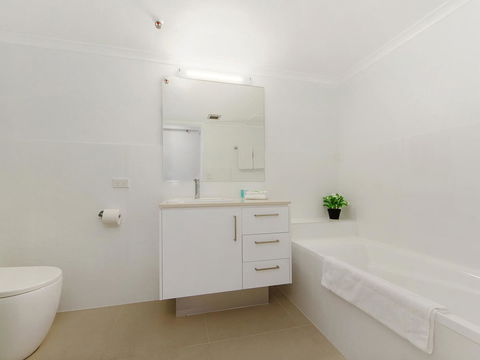 Sunbird Beach Resort Main Beach - Kingaroy Accommodation 31