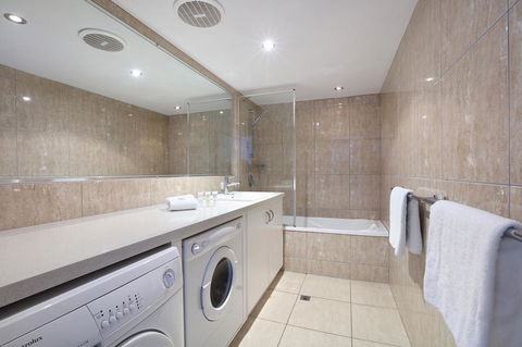 Peninsular Beachfront Resort - Kingaroy Accommodation 14