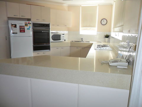 Grosvenor Beachfront Apartments Surfers Paradise - Kingaroy Accommodation 15