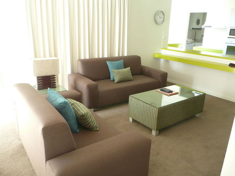 Grosvenor Beachfront Apartments Surfers Paradise - Kingaroy Accommodation 8