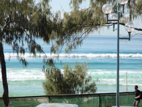 Grosvenor Beachfront Apartments Surfers Paradise - Kingaroy Accommodation 11