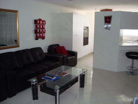 Grosvenor Beachfront Apartments Surfers Paradise - Kingaroy Accommodation 36