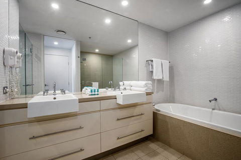 The Wave Resort - Kingaroy Accommodation 7