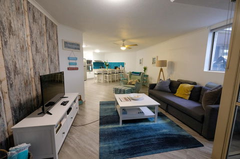 Sanctuary Beach Retreat - Kingaroy Accommodation 15