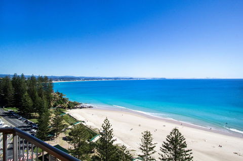 Columbia Beachfront Apartments On Rainbow Bay - Kingaroy Accommodation 1