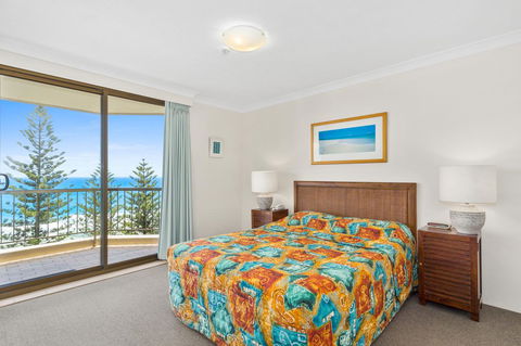 Columbia Beachfront Apartments On Rainbow Bay - Kingaroy Accommodation 34