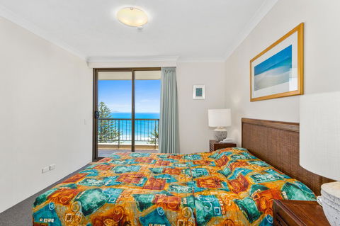 Columbia Beachfront Apartments On Rainbow Bay - Kingaroy Accommodation 33