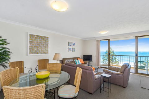 Columbia Beachfront Apartments On Rainbow Bay - Kingaroy Accommodation 29