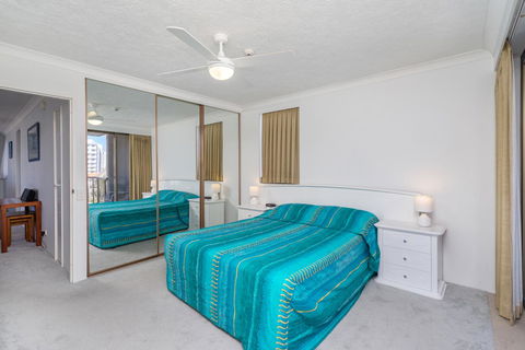 Columbia Beachfront Apartments On Rainbow Bay - Kingaroy Accommodation 15