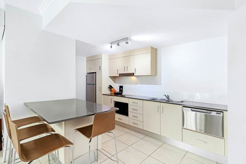Mantra Aqueous On Port - Kingaroy Accommodation 5