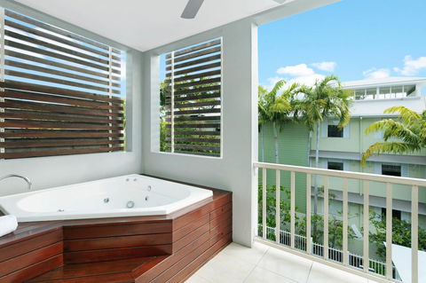 Mantra Aqueous On Port - Kingaroy Accommodation 22