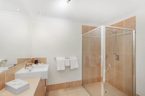 Mantra Aqueous On Port - Kingaroy Accommodation 14