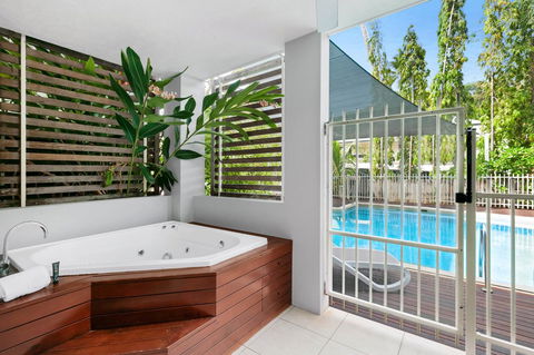 Mantra Aqueous On Port - Kingaroy Accommodation 13