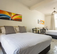 Nightcap at Emerald Star Hotel - Kingaroy Accommodation