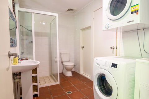 Number 2 On The Beach | Beautiful Beachfront Villa - Kingaroy Accommodation 20